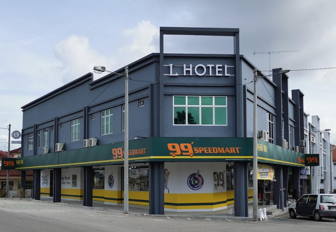 L Hotel Simpang Renggam Eksteriør billede